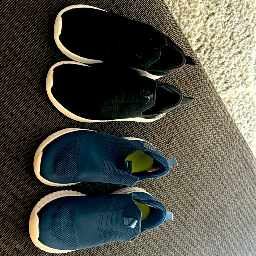 COPY - In great shape sketchers shoe size 4 both pair $20